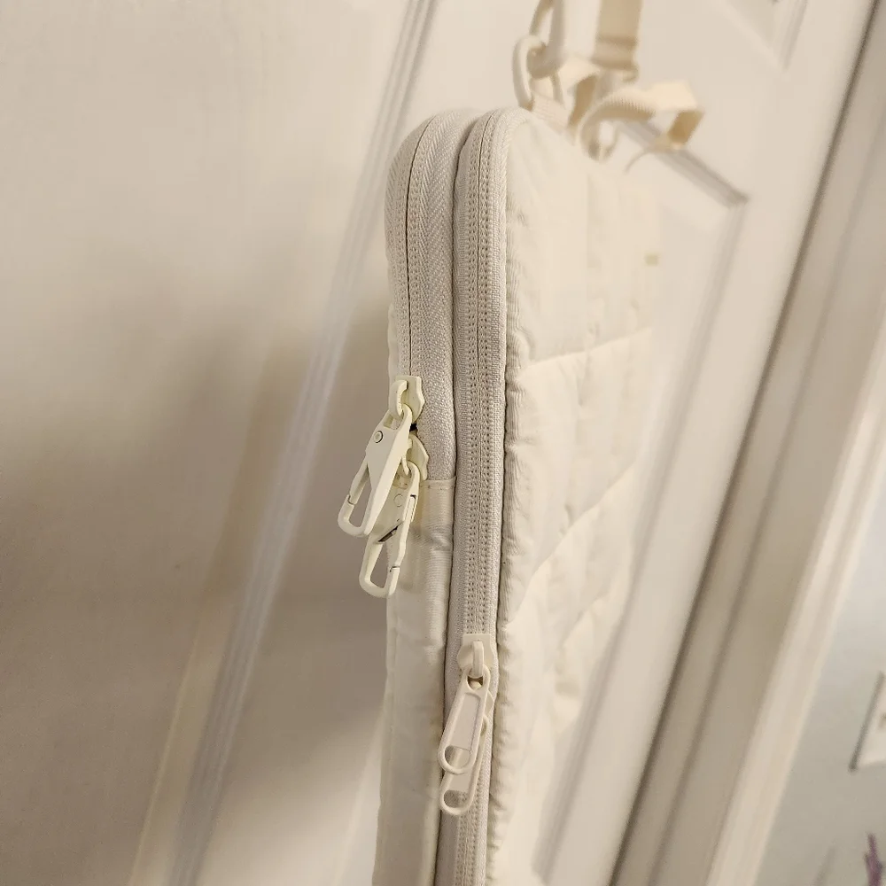 Cream Quilted Laptop Bag